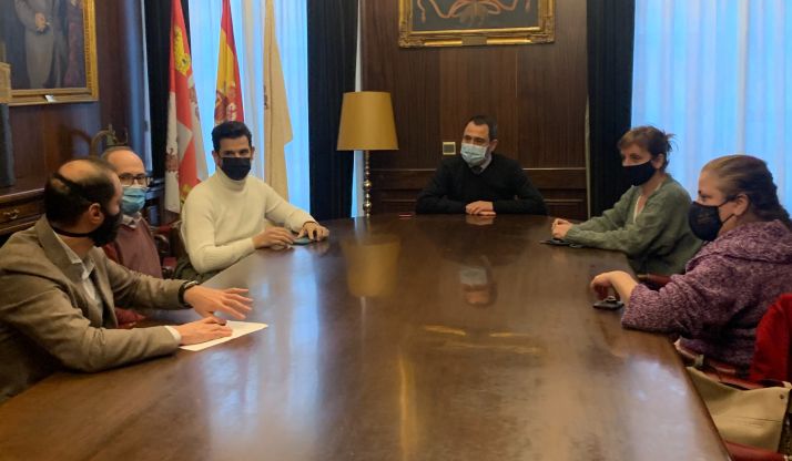 El Ayuntamiento de Soria y los hosteleros piden a la ciudadanía responsabilidad en las celebraciones de Navidad