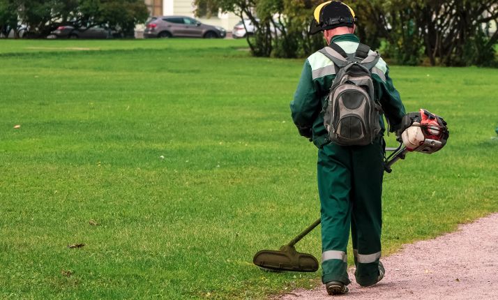 Junta y entidades locales suscriben convenios para simplificar la gestión de programas de empleo por 32,3 M€