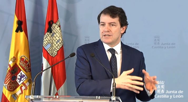 Mañueco destaca que la Constitución continúa siendo una herramienta útil para mejorar la vida de los ciudadanos