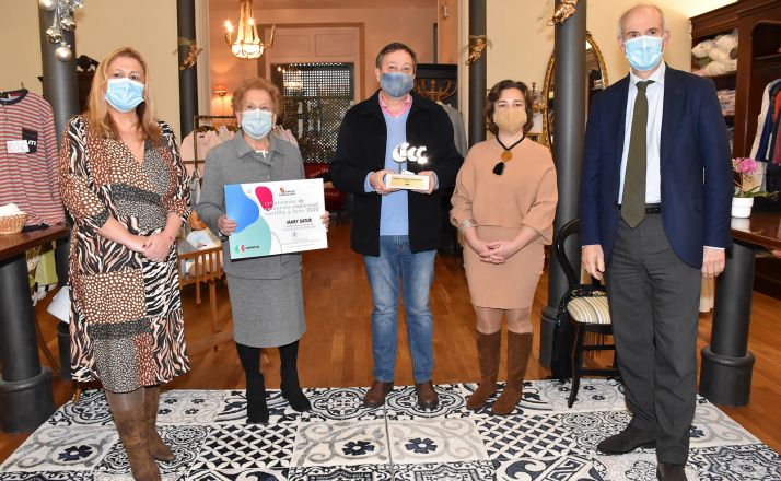 La Junta reconoce la labor del comercio de proximidad con la entrega del premio Comercio Tradicional de Soria a ‘Mary Satur’