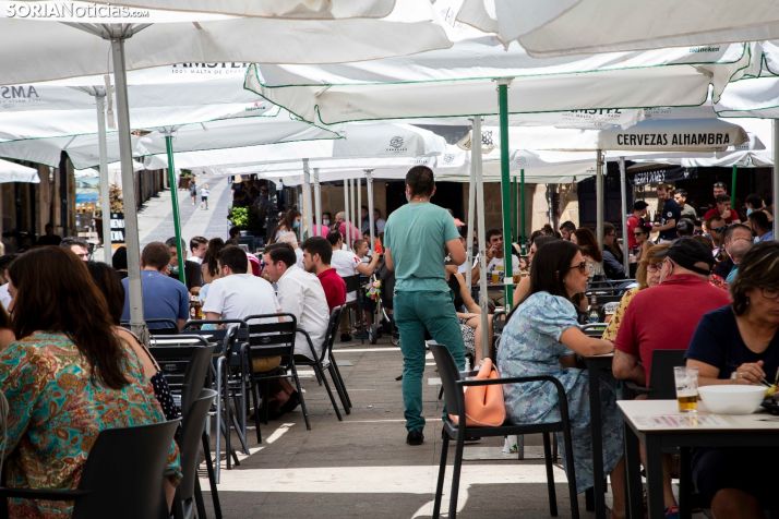 La Junta reclama al Gobierno que la apertura de terrazas no penalice a los hosteleros a la hora de solicitar ayudas