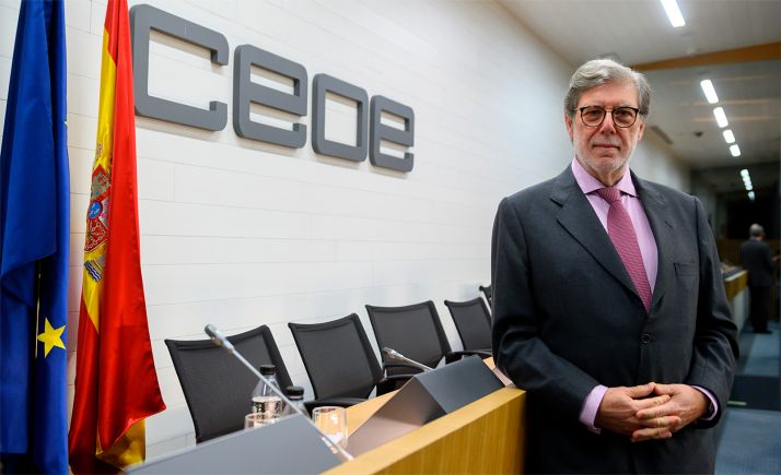 Santiago Aparicio, presidente. 