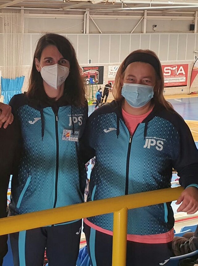 El Ayuntamiento de El Burgo felicita al equipo de bádminton local A.D.89 por sus éxitos en el Campeonato de España