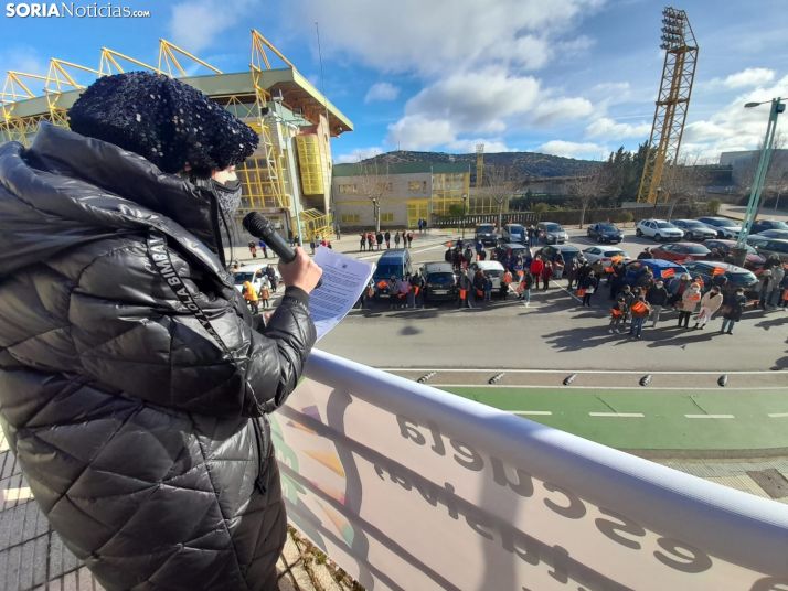 Galería de imágenes: unas 300 personas reclaman libertad educativa y rechazan la Ley Celaá