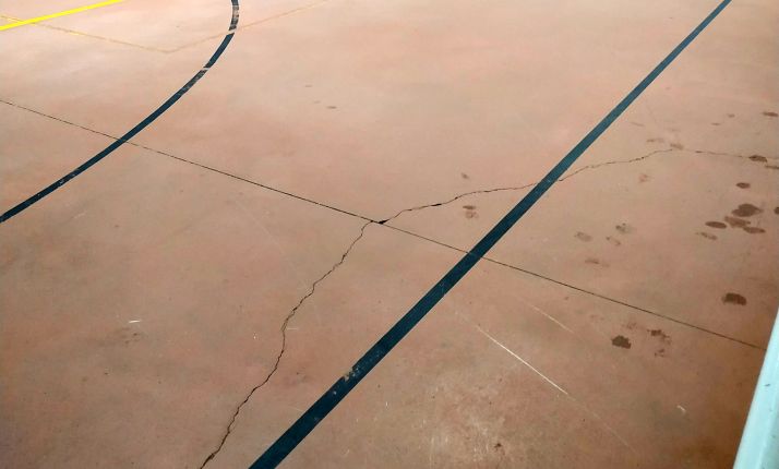 El Laguna Negra de hockey pide la reparación de la pista donde juega