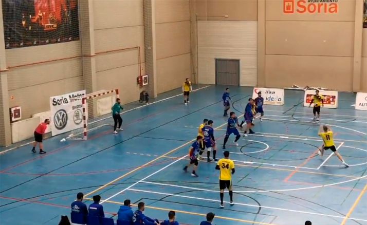 El BM Soria se impone ampliamente al Balonmano Tarazona