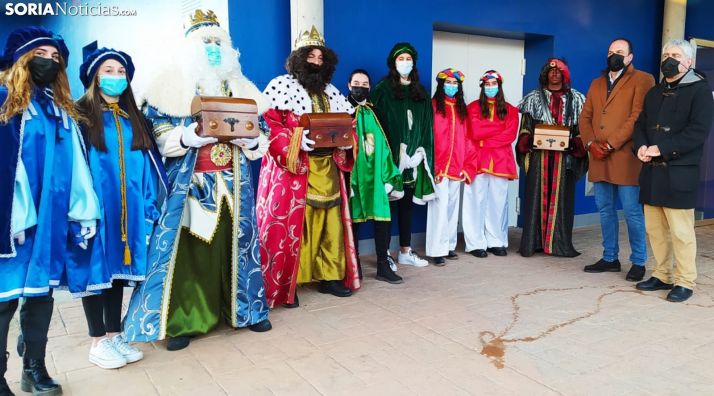 Normalidad y mucha ilusión en la Noche de Reyes burgense