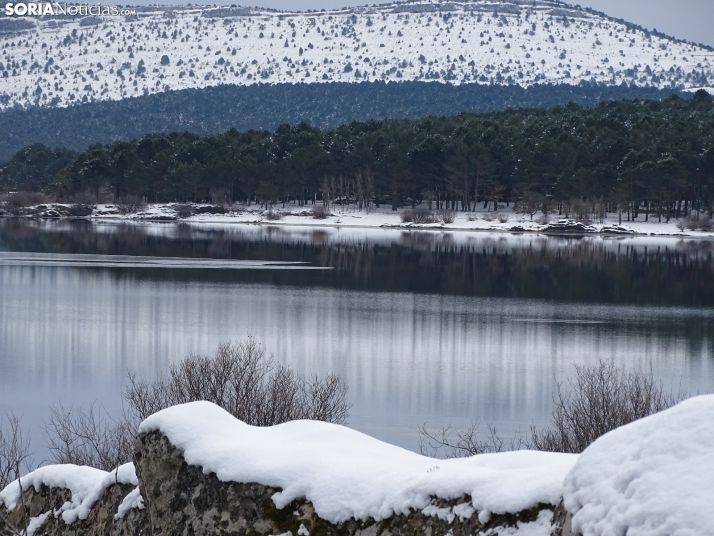 El embalse continúa ganando agua a la espera del deshielo