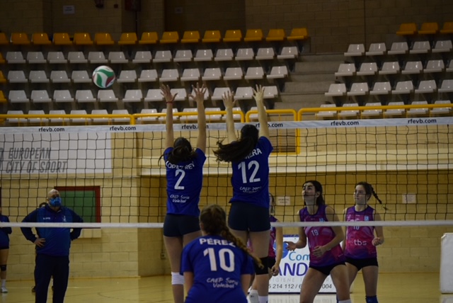 CAEP Soria inicia el año con victoria ante el Vall DHebron (3-0)