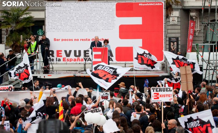 La plataforma se reúne este martes con el secretario del Reto Demográfico