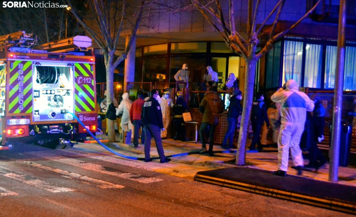 Varios ancianos trasladados al hospital tras declararse un fuego en una residencia