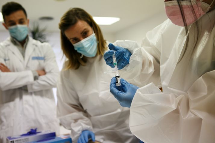 Soria supera los 3.000 vacunados y lamenta que se hayan reducido las dosis que llegan