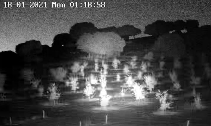 Una imagen de los destellos producidos por el meteorito. /José A. Alonso Hernández