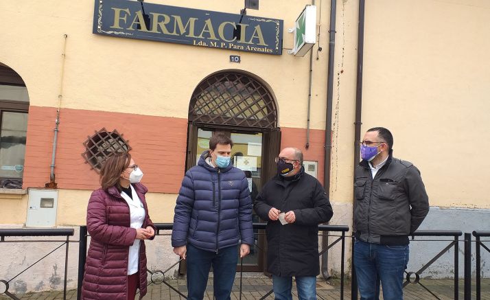 Las 63 farmacias sorianas difundirán 4.000 guías sobre los recursos contra la violencia de género