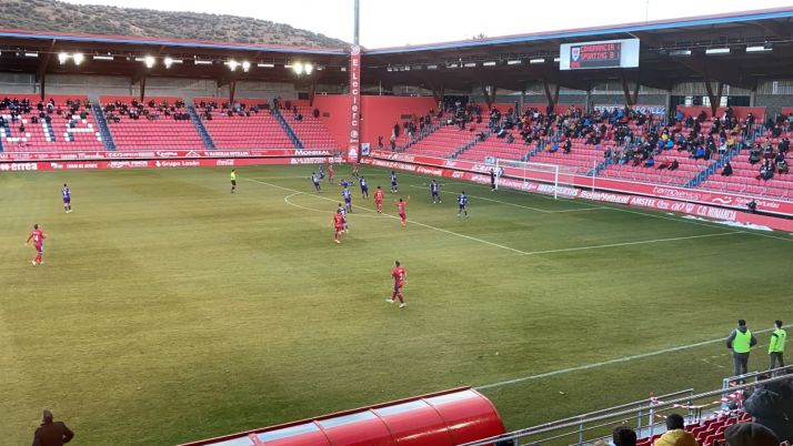 Un Joel inmenso chafa el debut de Huerta con el Numancia