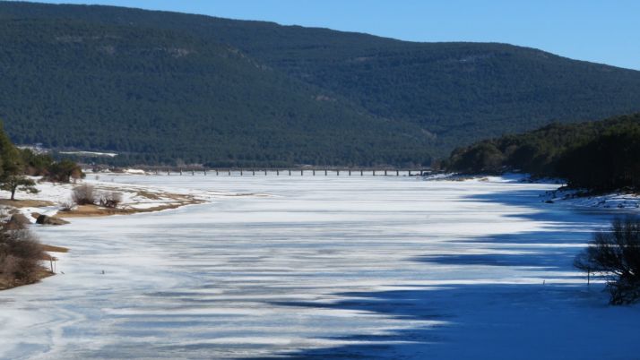 Imágenes del pantano de la Cuerda del Pozo este domingo 17 de enero. /Agustín Sandoval