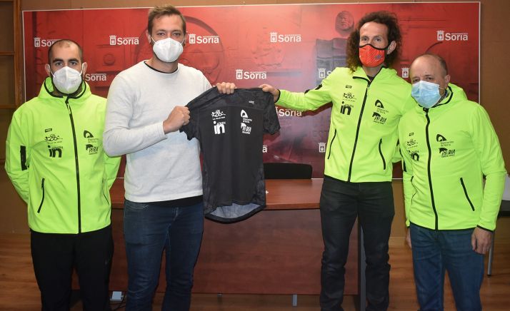 Ayuntamiento y Triatlón Soriano renuevan compromisos