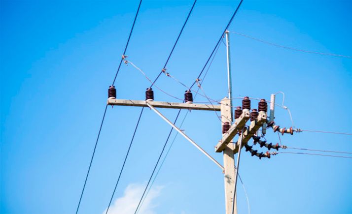Permiso para la línea eléctrica aérea de media tensión ‘Piqueras’