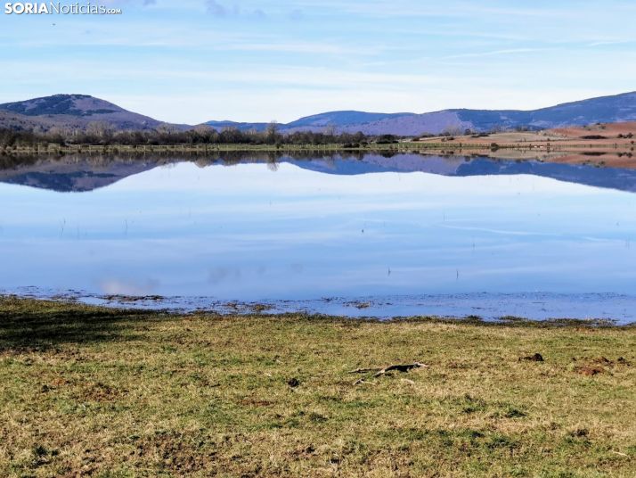 La Laguna de Hinojosa de la Sierra reaparece con la nieve y las lluvias