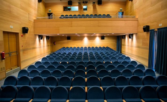 El Cine-Teatro Calderón de Almazán reabre sus puertas