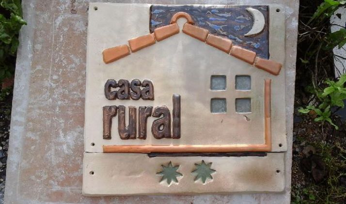 Tampoco en casas rurales se podrán reunir no convivientes durante Semana Santa en Castilla y León