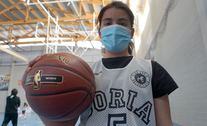 Edith Martínez, del CSB, convocada para la Selección regional de minibasket