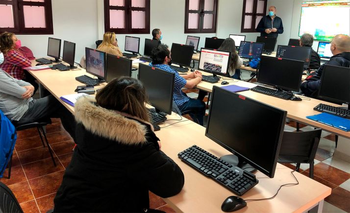 El grupo logístico Molinero instruye a FADISO