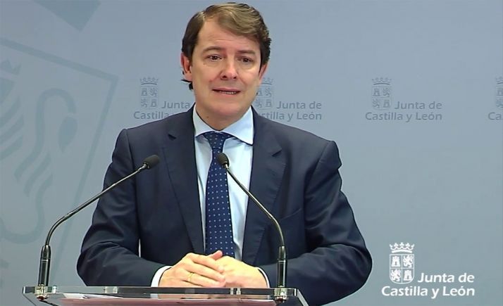 Mañueco afirma en redes que, un año después de la declaración de Estado de Alarma, vamos a crear entre todos un futuro de ilusión.