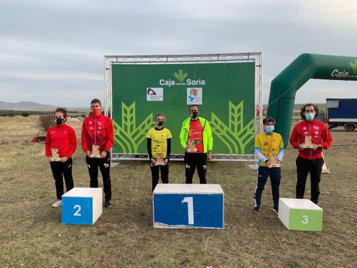 Lamas y Rújula, campeones regionales de Duatlón Cross en Esteras de Lubia y Almenar