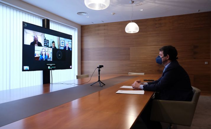 Fernández Mañueco subraya su compromiso con el proceso de transformación digital de la Comunidad