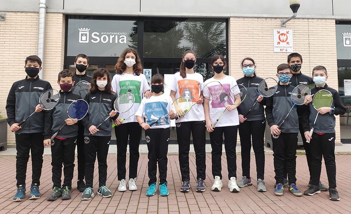 Triple desplazamiento para el Valonsadero Bádminton este fin de semana 