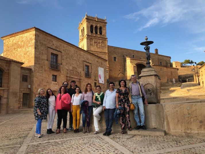 Isabel Zendal protagoniza un webquest en el Centro de Adultos Celtiberia