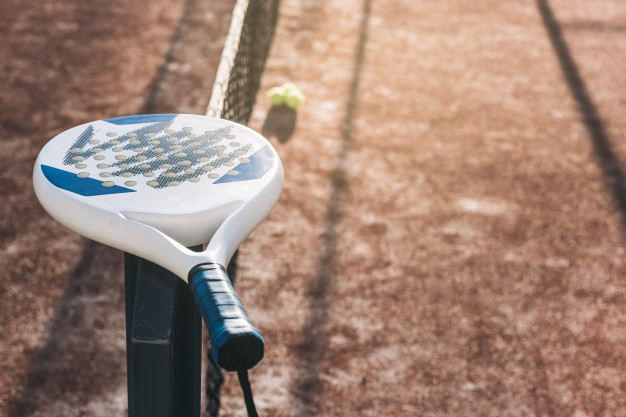 Cabrejas quiere estrenar pista de pádel este verano