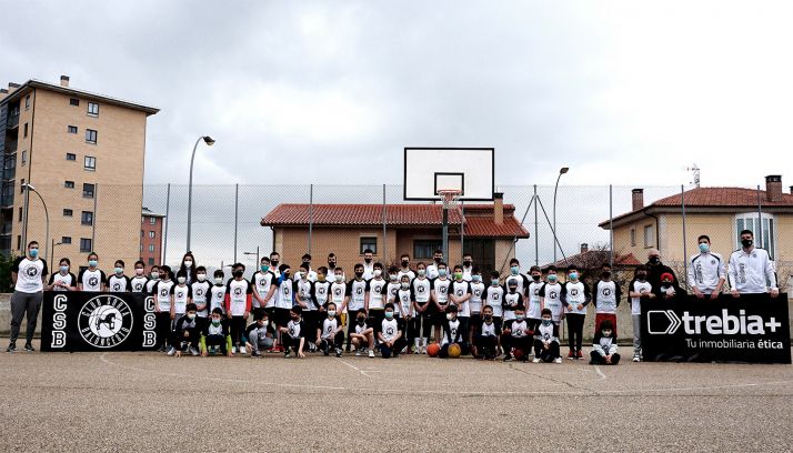 La Escuela de baloncesto CSB se consolida con más de 70 deportistas en la temporada más difícil