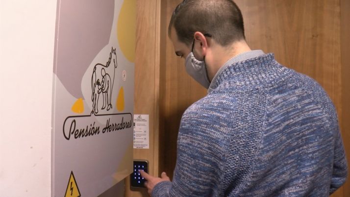 Tecnología para hoteles: Cómo ahorrar costes en la gestión de tu alojamiento 