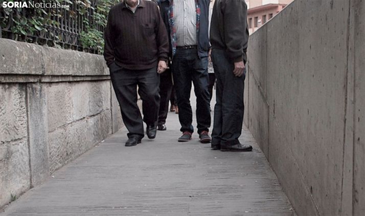 Cartas al director: Sobre el paso de peatones del Espolón