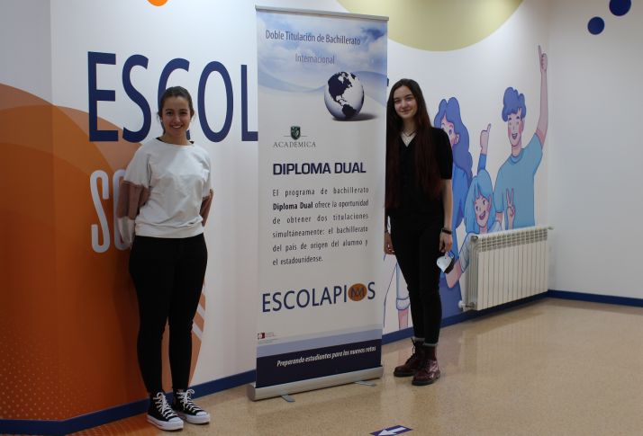 Dos alumnas de Escolapios Soria obtienen el Bachillerato americano