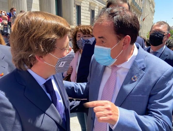 Almeida, Soria tiene una carta para ti