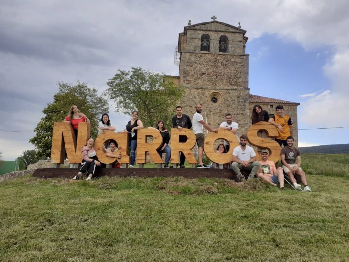 Narros se viste de estreno e inaugura divertidos posados