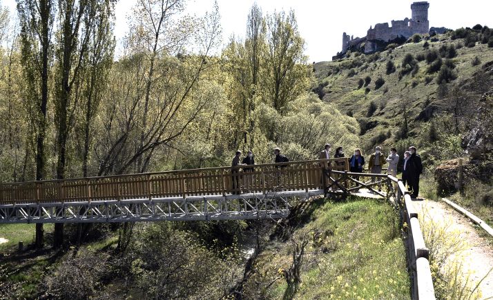 El Parque del río Lobos cuenta ya con una nueva pasarela y un sanitario ecológico