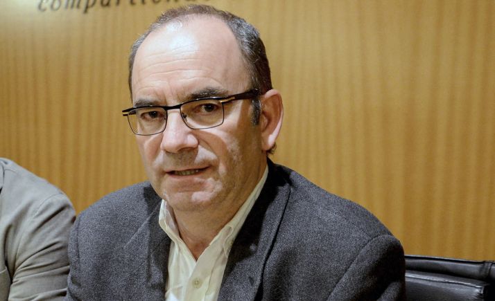 Miguel Ibáñez, profesor de Traducción e Interpretación del Campus, en la revista Enólogos de España