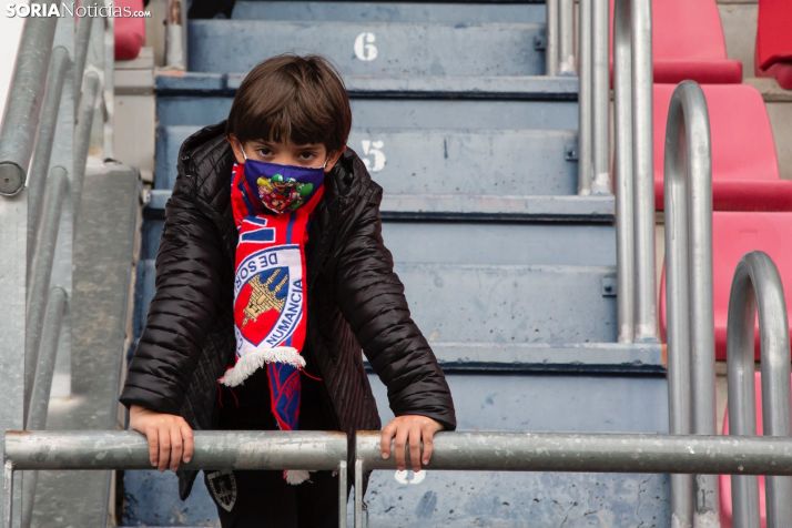 Fotos | Así vivió la grada el descenso del Numancia