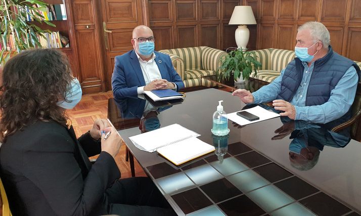 El Gobierno estudiará de manera inmediata la autorización de los accesos al polígono industrial de Cabrejas del Pinar 