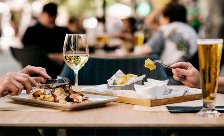 El TSJ no autoriza a la Junta a limitar las reuniones nocturnas 