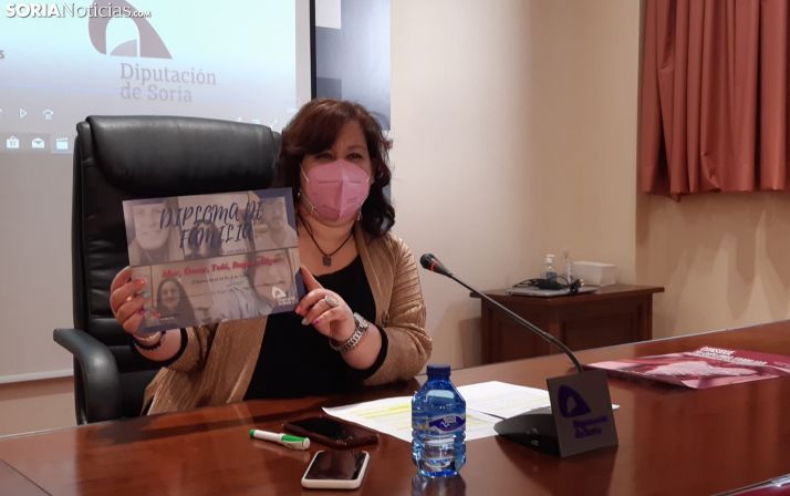 La Diputación invita a reflexionar sobre la importancia de la familia con una nueva actividad participativa