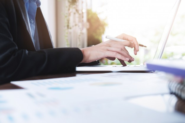 15.292 personas optarán a 399 plazas de auxiliar administrativo en Castilla y León