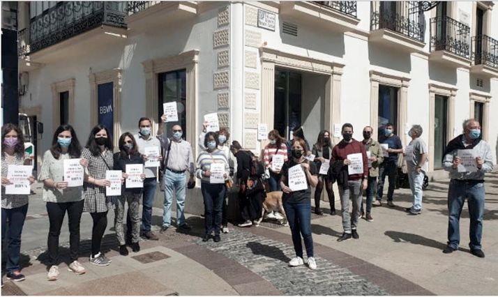 Mayoritario seguimiento de la plantilla soriana del BBVA en la huelga