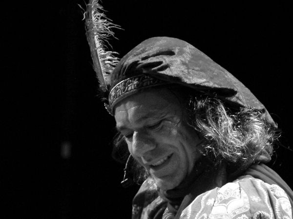 Elvira Lindo, poesía juglaresca y teatro en el FILE de Soria