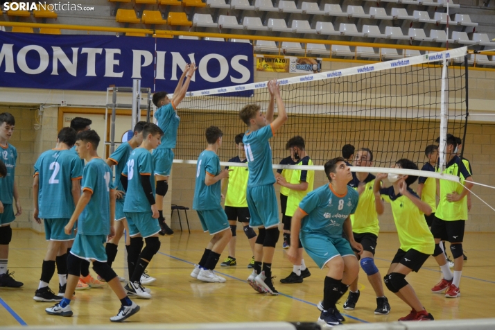 El Nacional infantil de voleibol que se celebra en Soria ya conoce a sus finalistas 