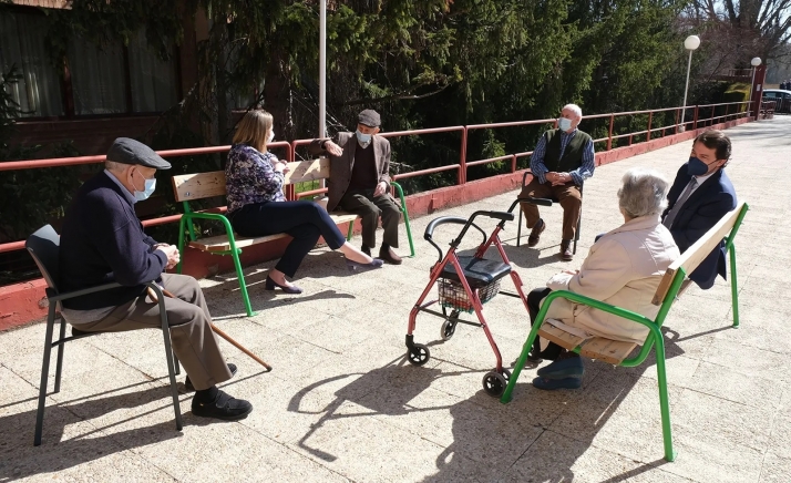 Andadores inteligentes e inodoros adaptados para una Atención a la Dependencia 5.0 en Castilla y León